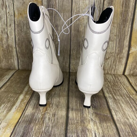 NWT Universal Thread Jenson Women's White Western Booties Size 7.5M - Picture 3 of 7